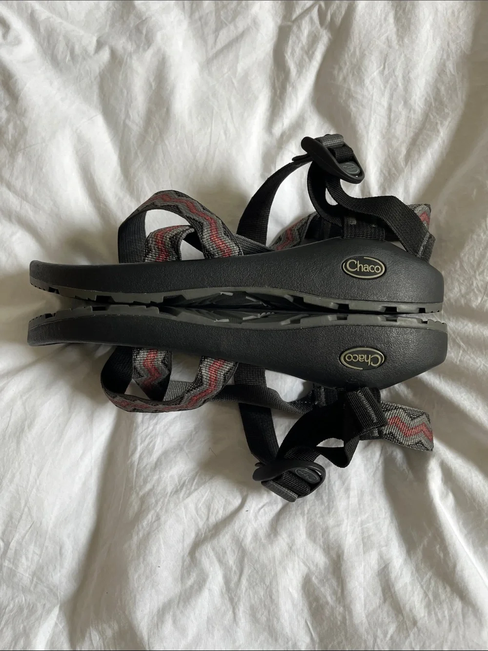 Chaco classic sandals men’s size 9 chevron print